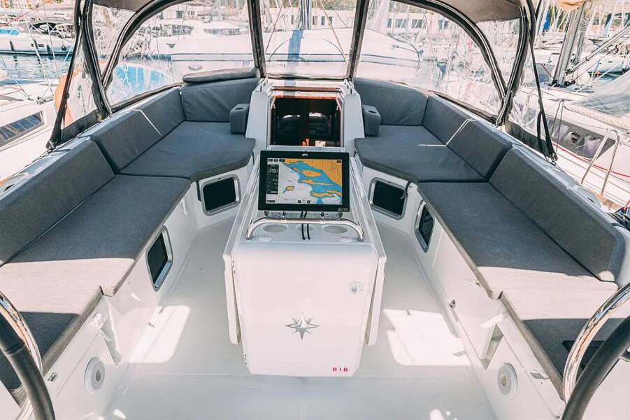 Jeanneau 54
