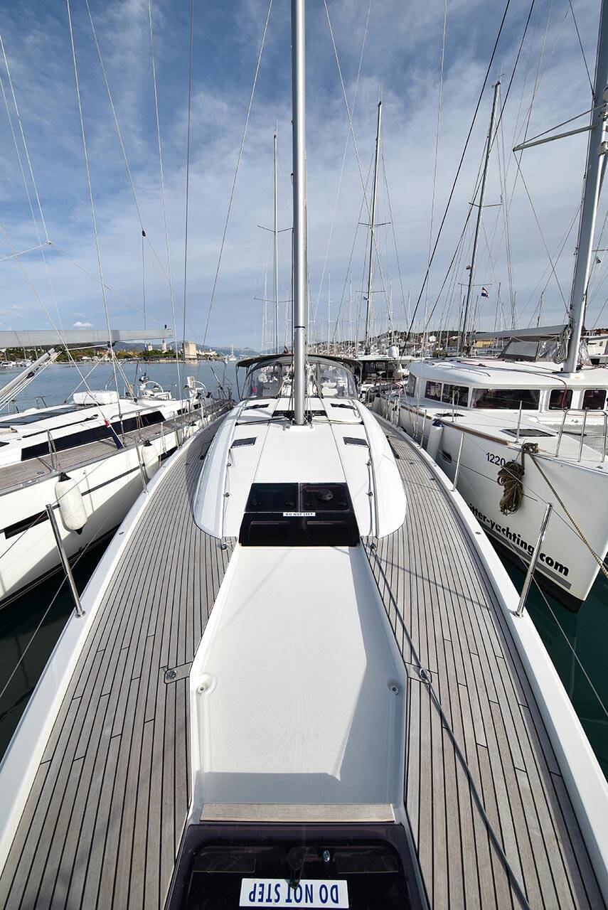 Jeanneau 54