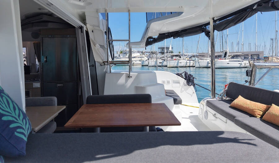 Lagoon 38