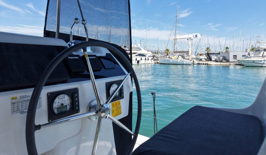 Lagoon 38