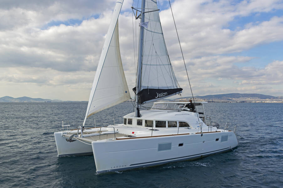 Lagoon 380 S2