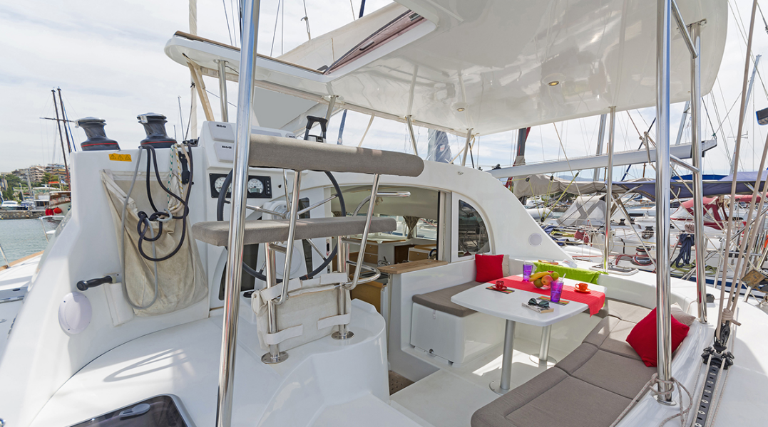 Lagoon 380 S2