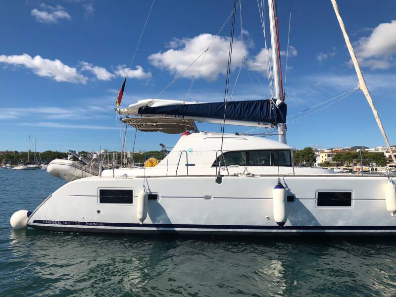 Lagoon 380 S2