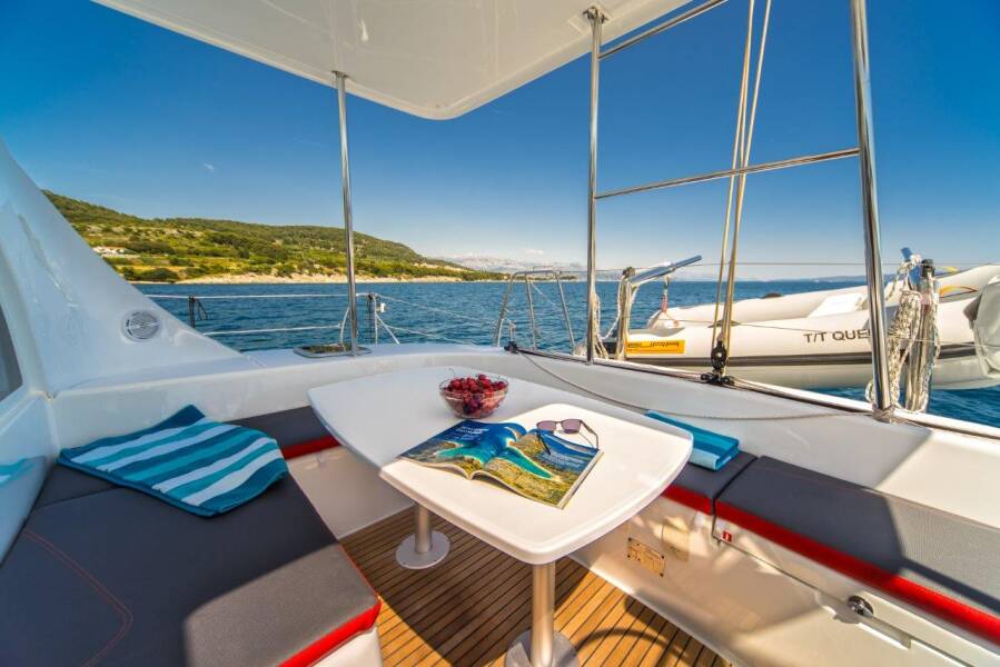 Lagoon 380