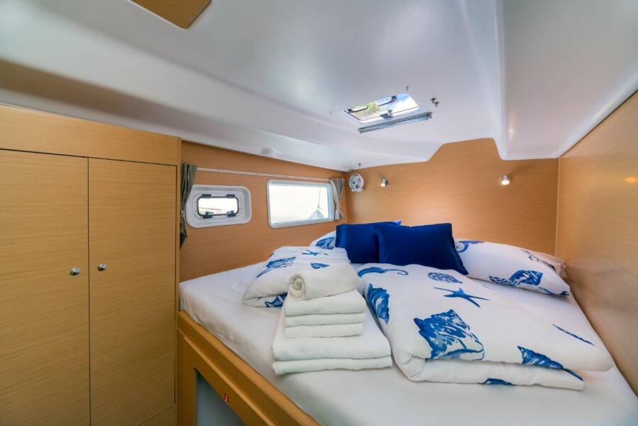 Lagoon 380
