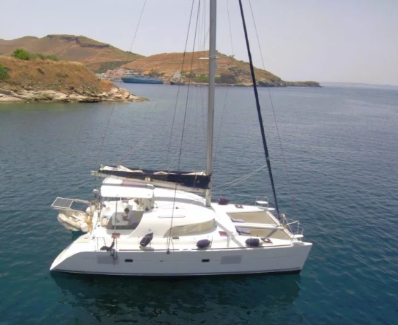 Lagoon 380