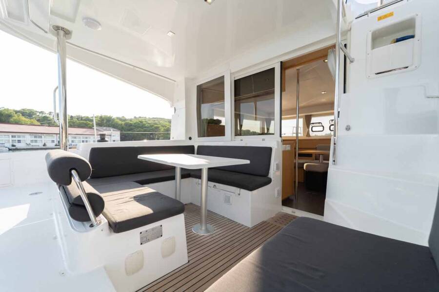 Lagoon 40 MotorYacht