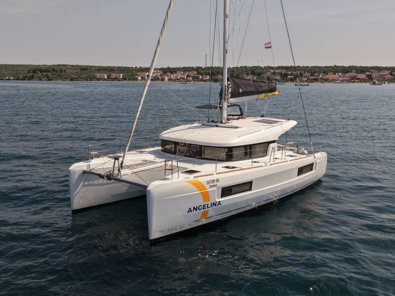Lagoon 40