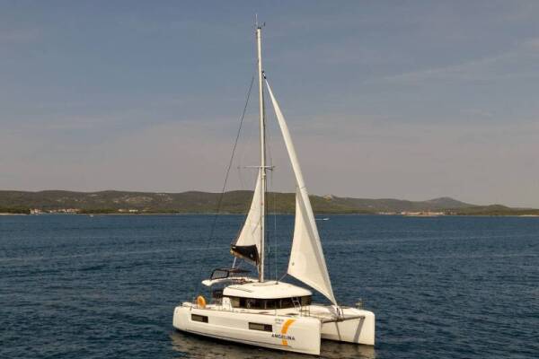 Lagoon 40