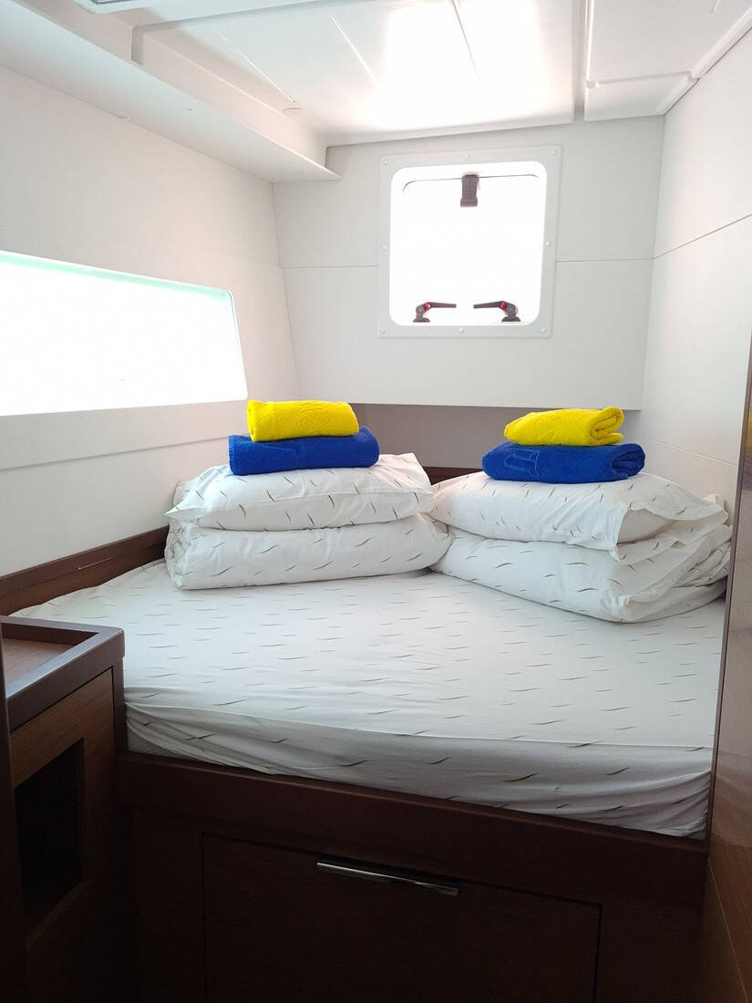 Lagoon 40