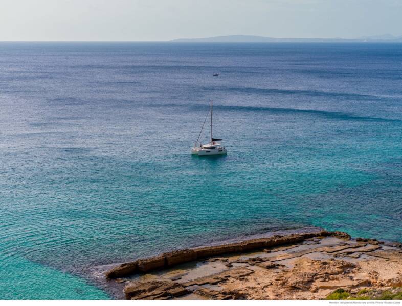 Lagoon 40