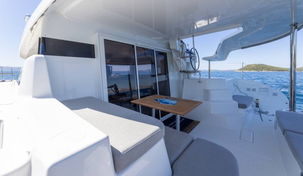 Lagoon 40