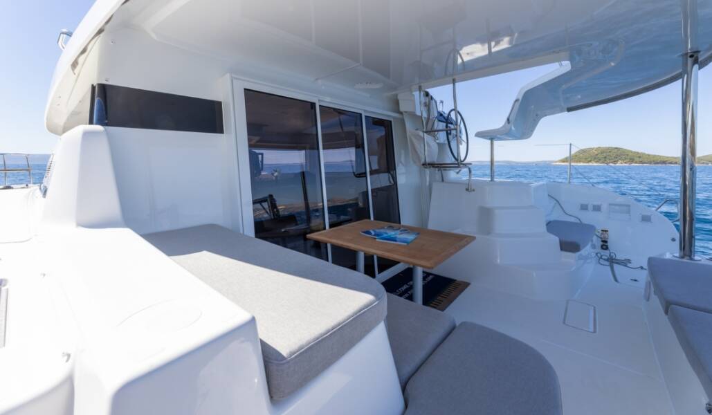 Lagoon 40