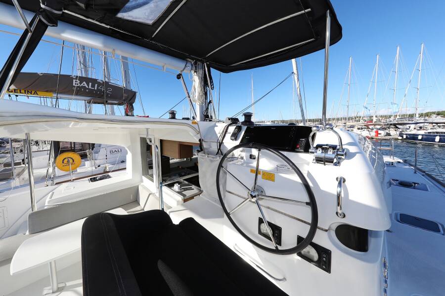 Lagoon 40
