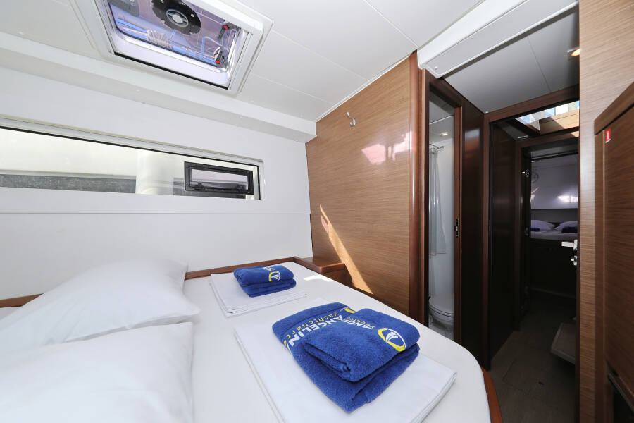 Lagoon 40
