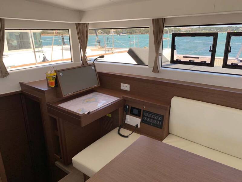 Lagoon 40