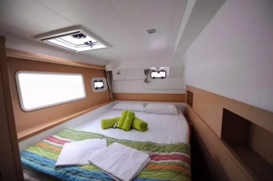 Lagoon 400 S2