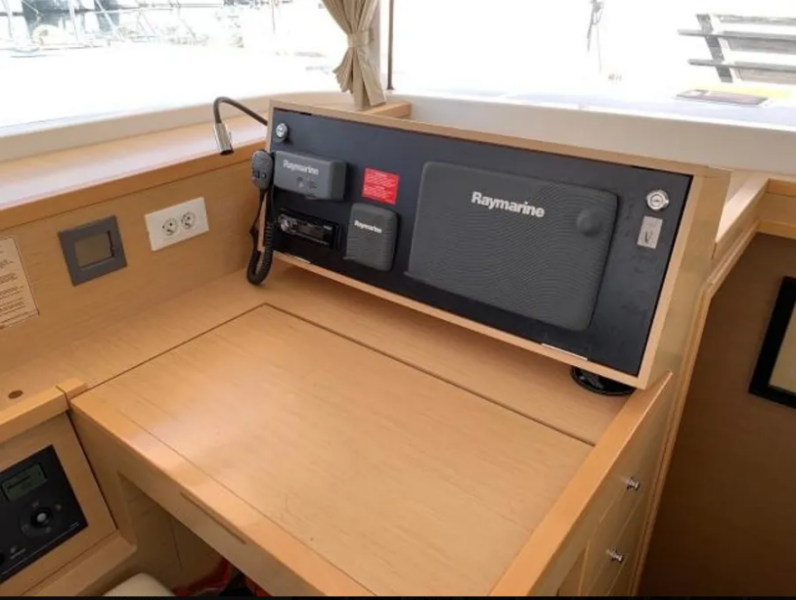 Lagoon 400 S2