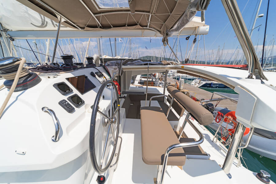 Lagoon 400 S2