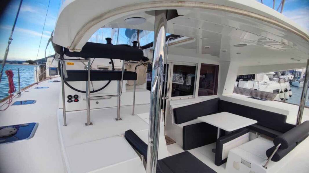 Lagoon 400 S2