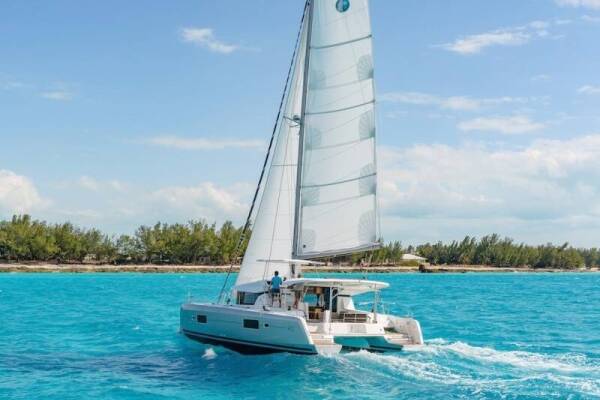 Lagoon 42
