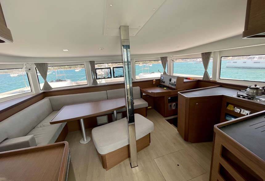 Lagoon 42