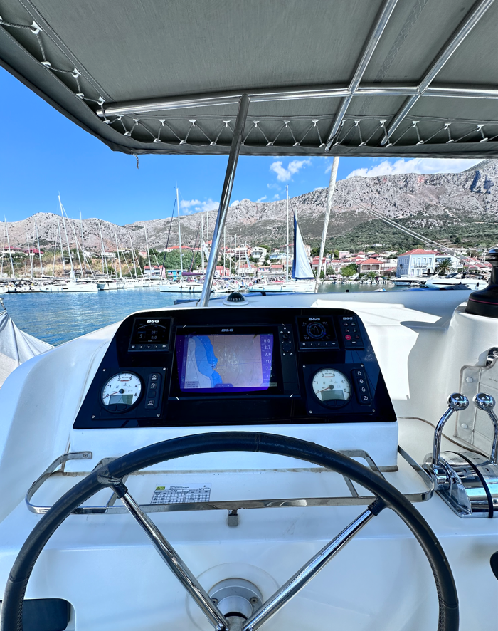 Lagoon 42