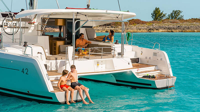 Lagoon 42