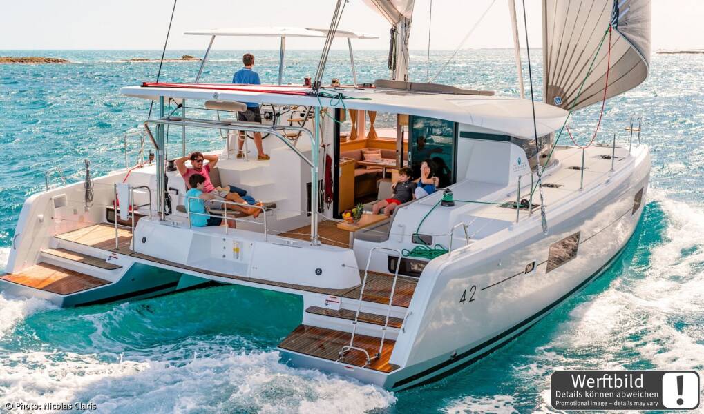 Lagoon 42