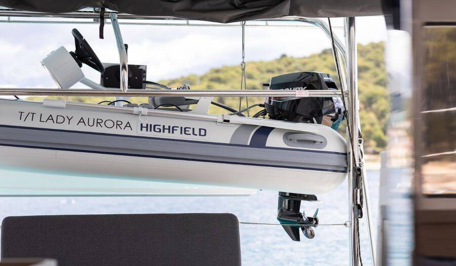 Lagoon 42