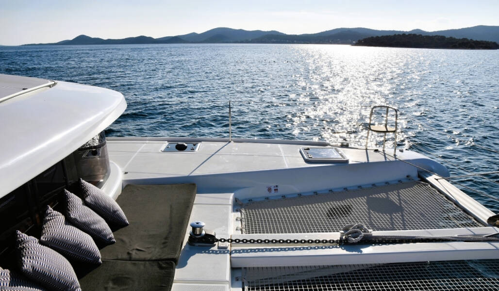 Lagoon 42