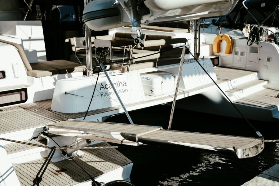 Lagoon 42