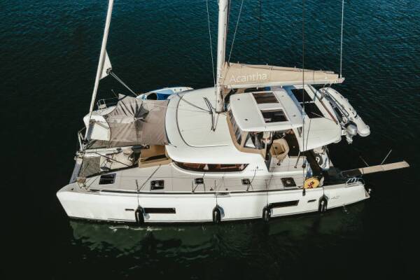 Lagoon 42