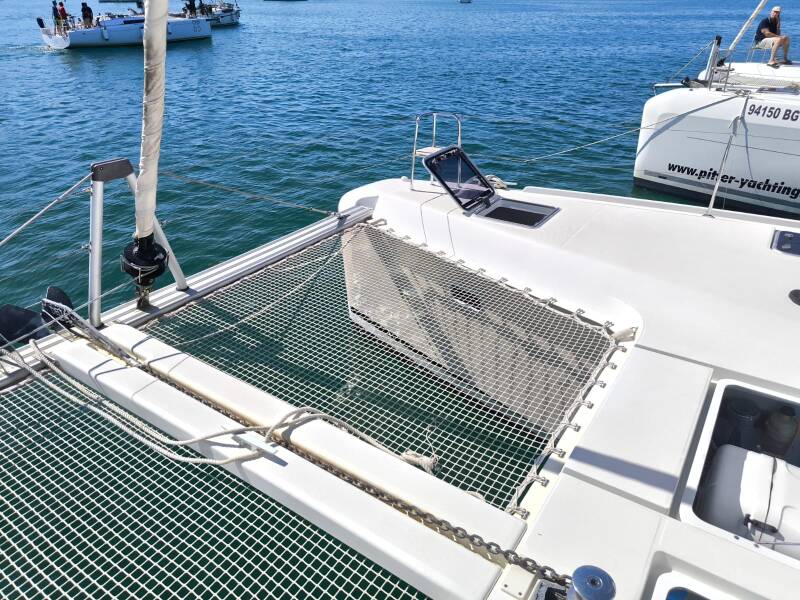 Lagoon 42