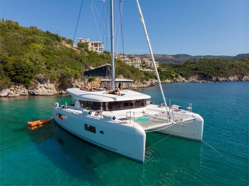 Lagoon 42
