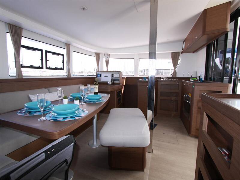 Lagoon 42