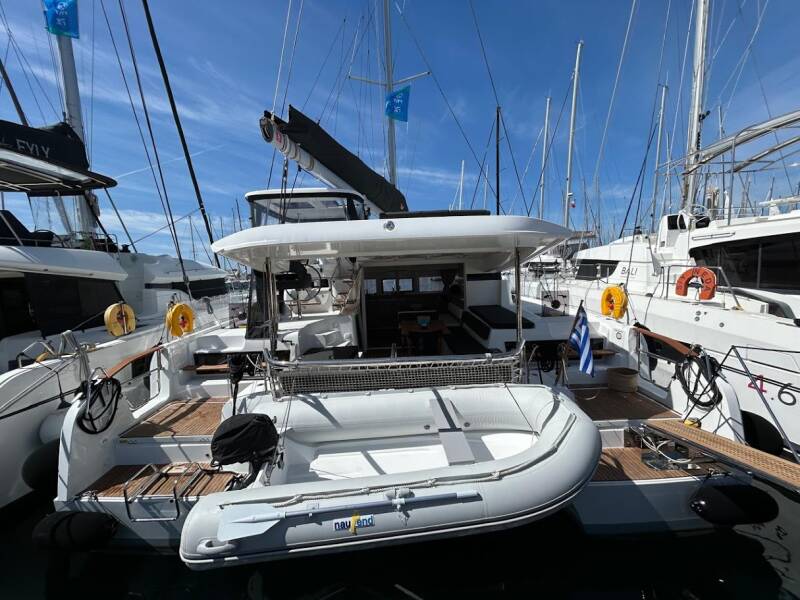 Lagoon 43