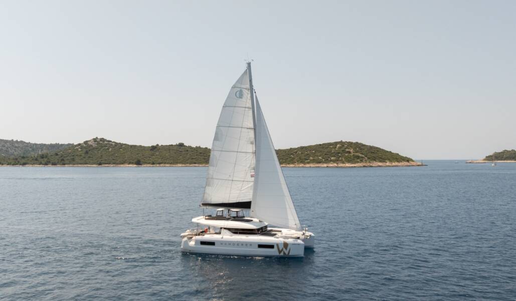 Lagoon 43