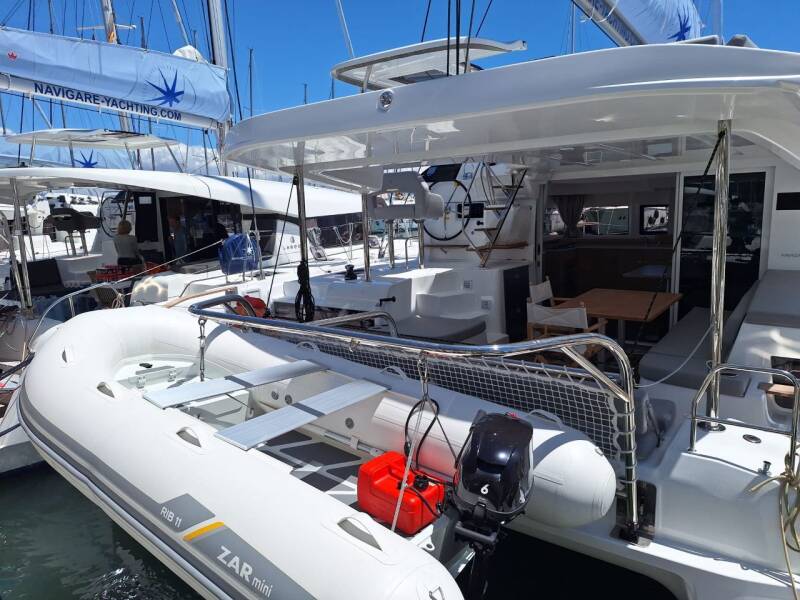 Lagoon 43