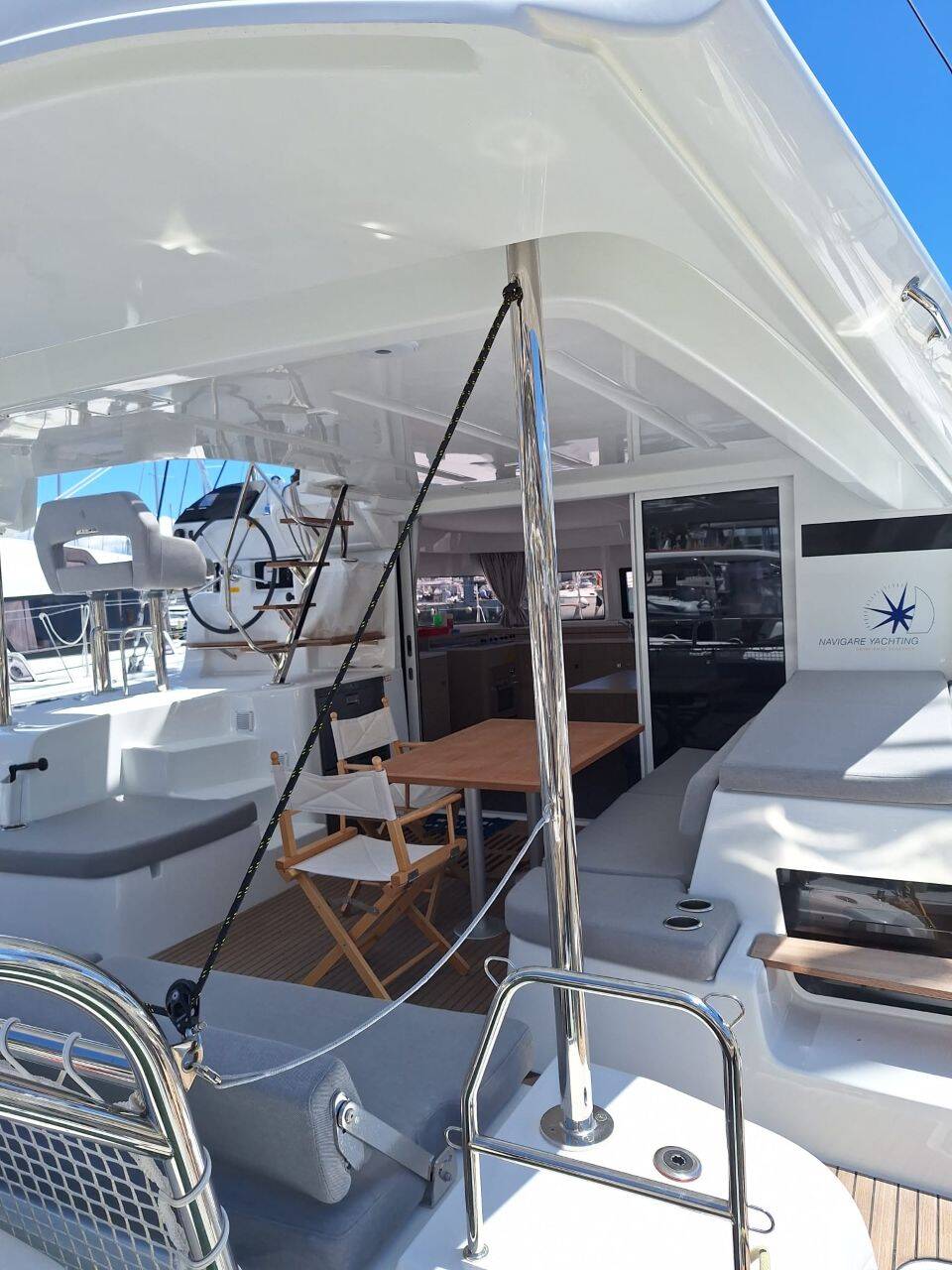 Lagoon 43