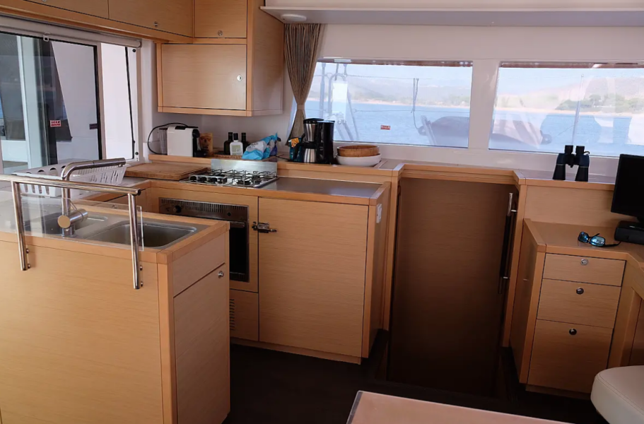 Lagoon 450 F