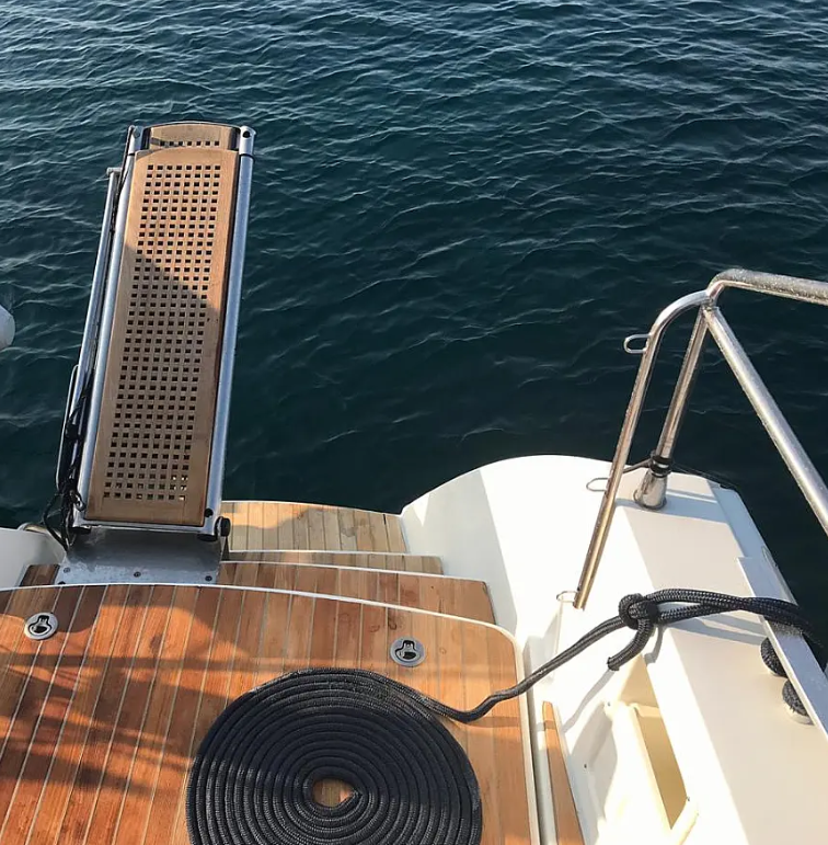 Lagoon 450 F