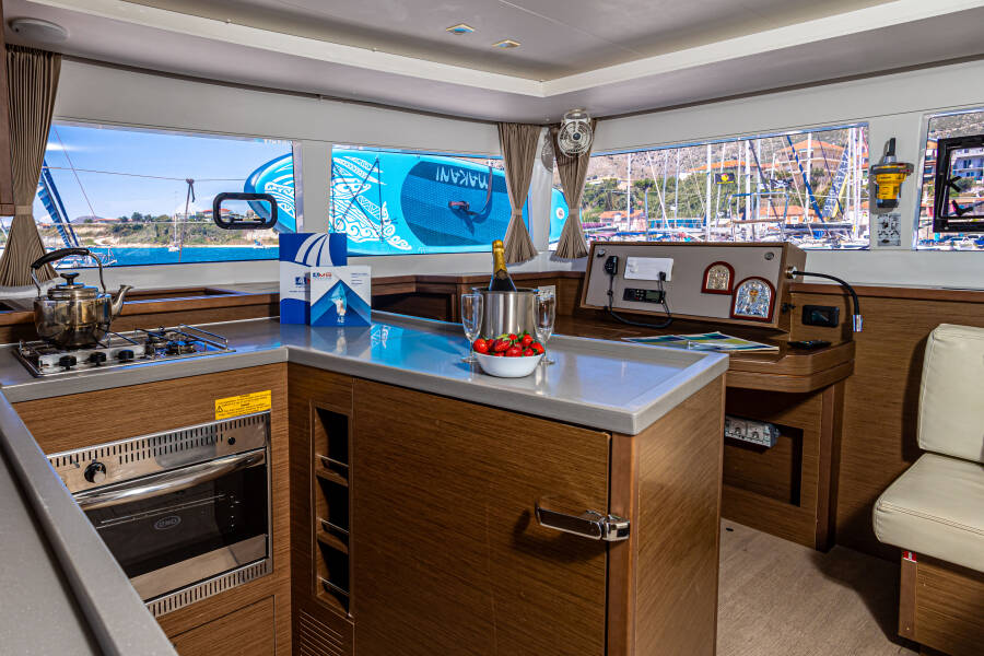 Lagoon 450 F