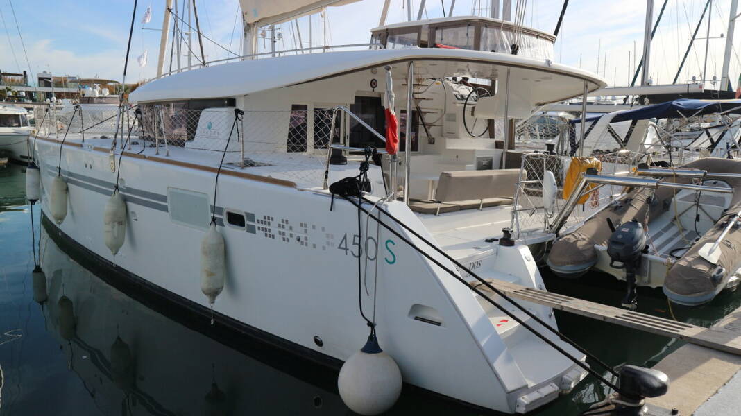 Lagoon 450 S