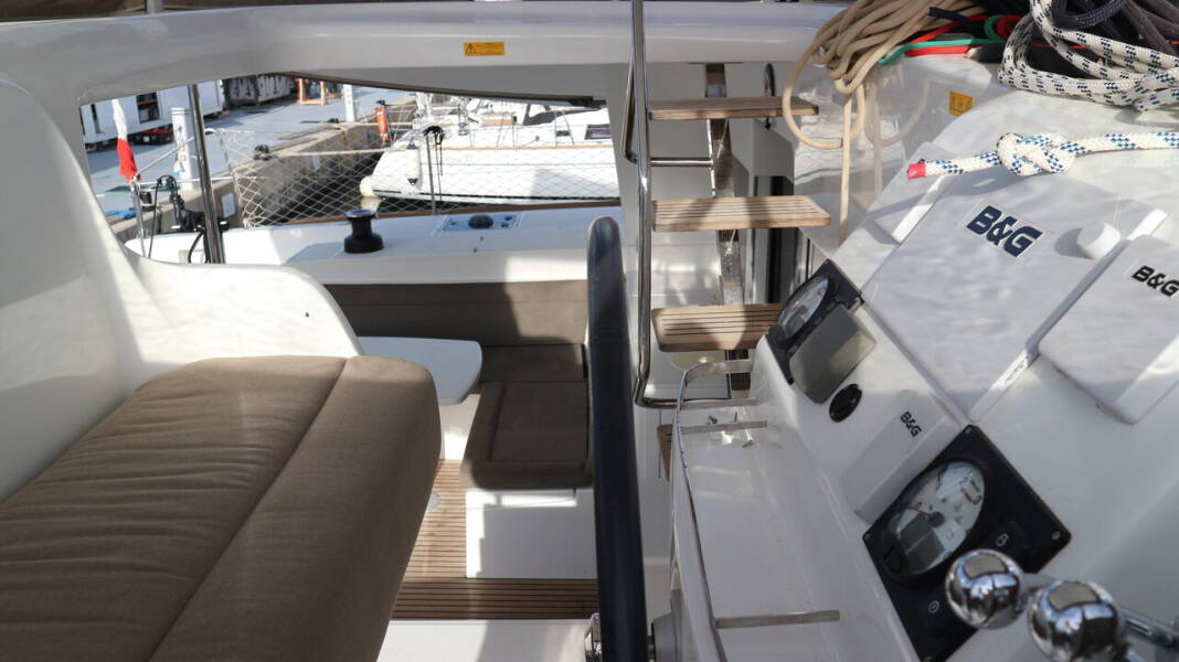 Lagoon 450 S
