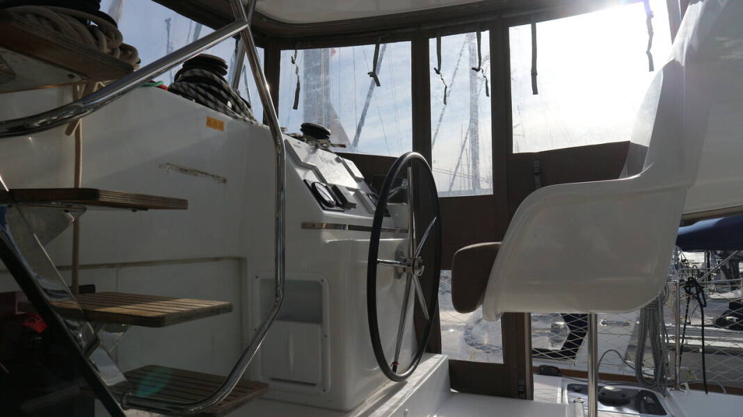 Lagoon 450 S