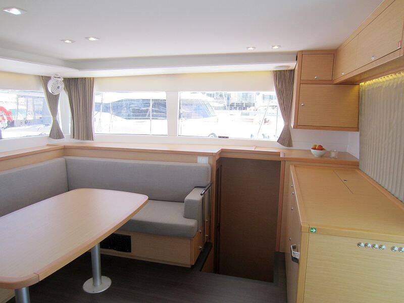 Lagoon 450