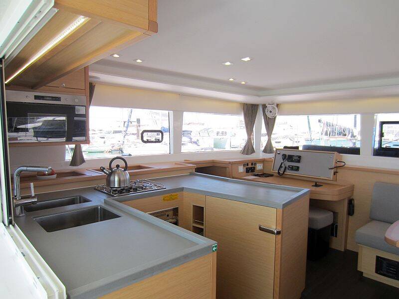 Lagoon 450