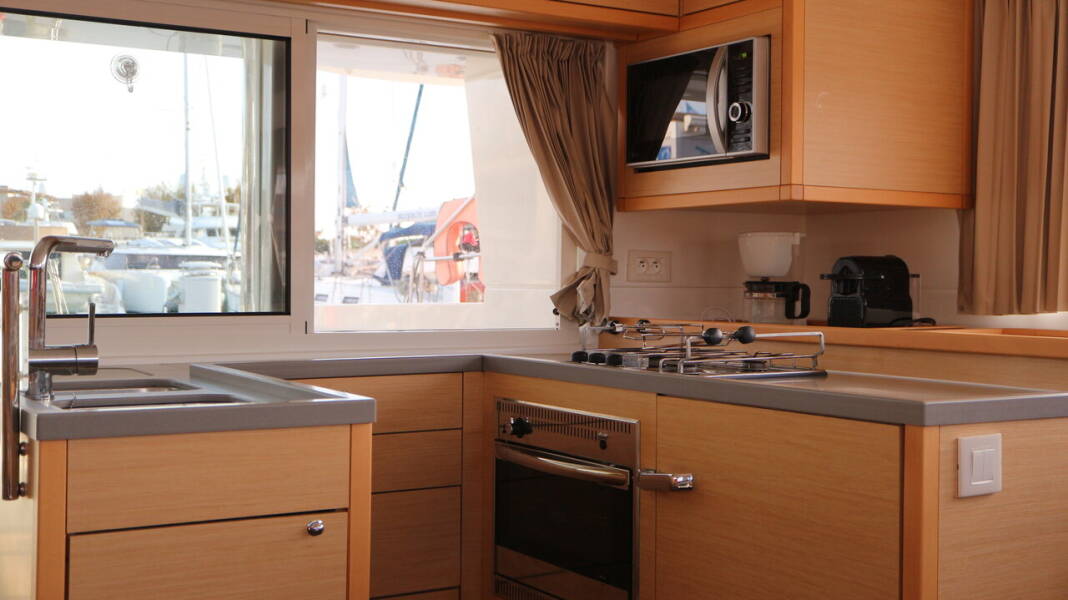 Lagoon 450