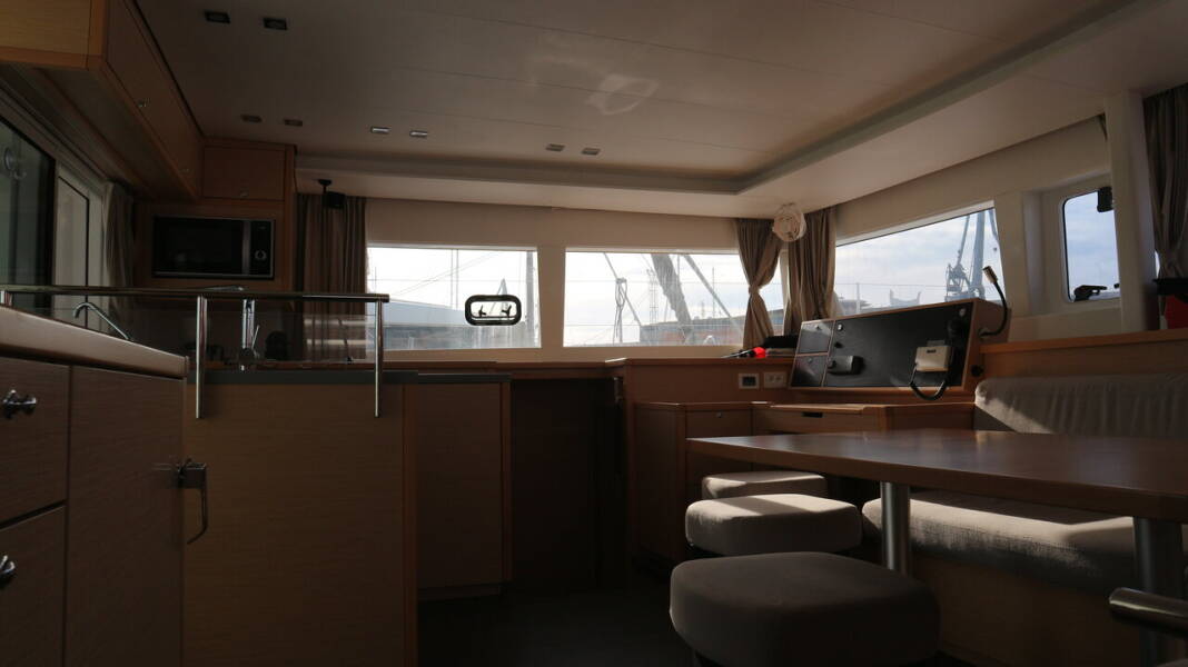 Lagoon 450
